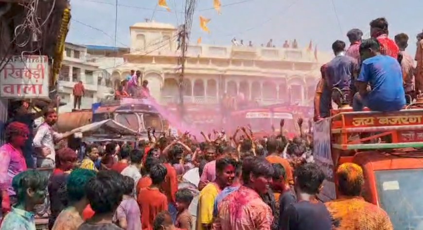 शहर में धूमधाम से मनाई रंगपचमी : हजारों लोगों निकले गेर में