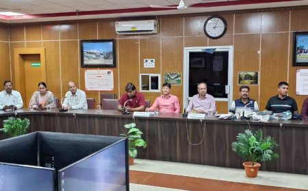 पीएनएम मीटिंग में वेस्टर्न रेलवे मजदूर संघ द्वारा अनुकंपा नियुक्ति के 14 प्रकरणों पर सहमति देने  एवं लोको पायलट पैसेंजर पदों पर पदोन्नति देने पर  मंडल रेल प्रबंधक का माना आभार