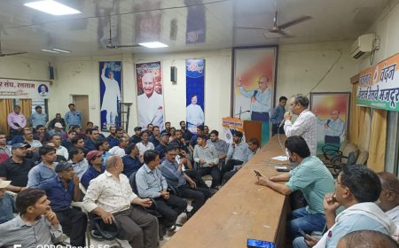 डीजल शेड रतलाम के कर्मचारियों में आक्रोश,मांगे पूरी नहीं हुई तो मजदूर संघ बैठेंगे भूख हड़ताल पर