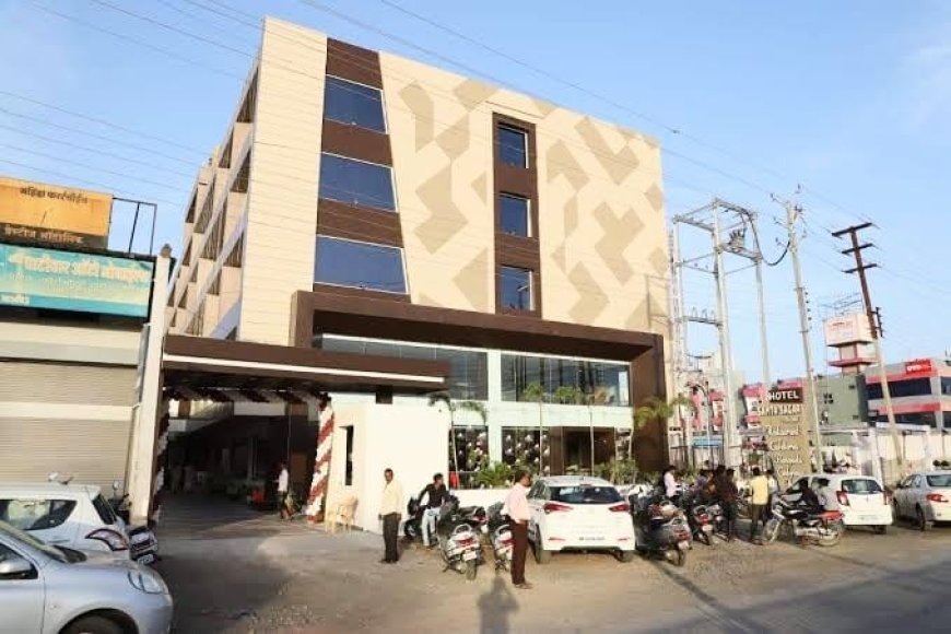 पुलिस अधीक्षक टीम की छापामारी : होटल समता सागर में चल रहा था जुए का अड्डा : देर रात 9 आरोपी गिरफ्तार