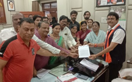 शहर की समस्याओं को लेकर कांग्रेस पार्षद दल ने महापौर को  सौंपा ज्ञापन : 7 दिनों में करे समस्याओं का निराकरण : आंदोलन की भी चेतावनी