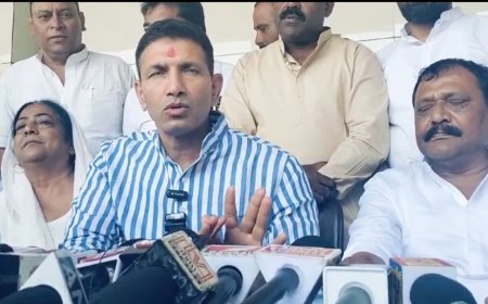 रतलाम में बोले जीतू पटवारी : उपचुनाव जीतने की लिए भाजपा ले रही डाकुओं का सहारा : मतदान के दिन गड़बड़ हुई तो कांग्रेस कार्यकर्त्ता चुप नहीं बैठेंगे :5 हजार कांग्रेस कार्यकर्त्ता श्योपुर जिला मुख्यालय पर रहेंगे मौजूद