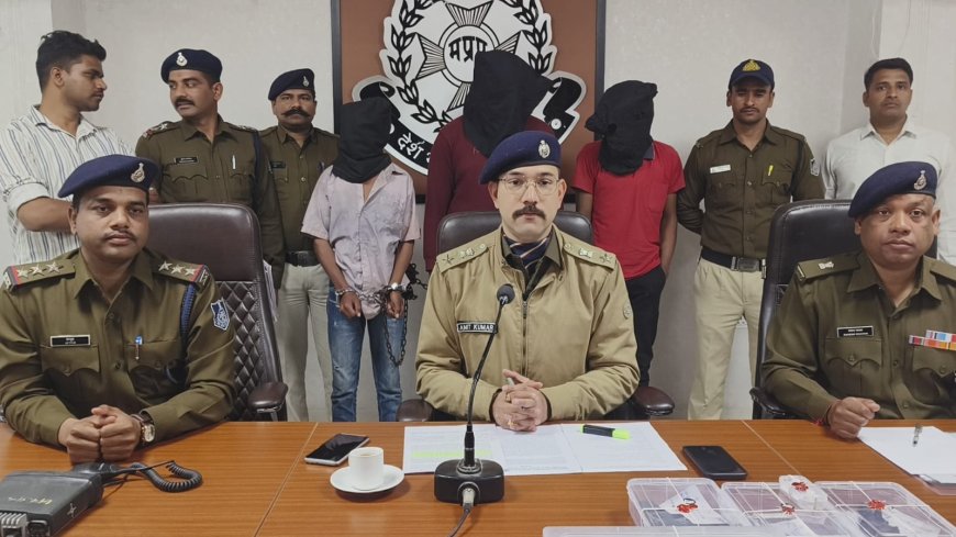 बिलपांक पुलिस ने टोल नाके पर दबोचे हथियार तस्कर, 5 पिस्टल और 12 बोर कट्टा जब्त