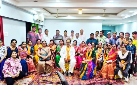 रतलाम : कान्यकुब्ज ब्राह्मण समाज ने मनाया होली मिलन और फाग महोत्सव : भजन और गीतों पर झूमे समाजजन : EWS प्रमाण-पत्र बनवाने का लिया संकल्प