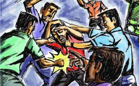 रतलाम: शहर में गुंडों का आतंक... ठेला लगाने वाले युवक को धमकाया  मारपीट और तोड़फोड़ भी की