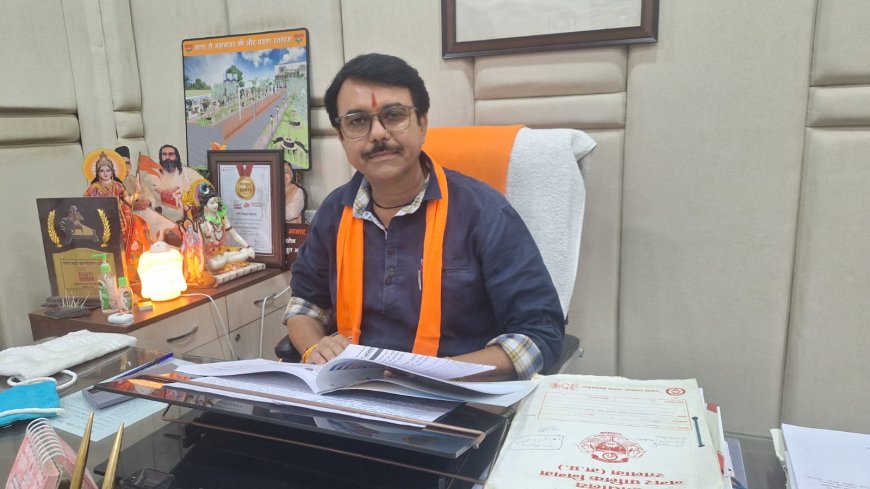 कांग्रेस के बहिर्गमन से बिना बहस के निगम बजट पारित : कांग्रेस के वादाखिलाफी के आरोप पर बोले महापौर : वादे से धोखाधड़ी का आरोप असत्य,अपने वायदे पर कायम हूं : छोटे गरीब व्यापारियों से नहीं लेंगे कोई शुल्क