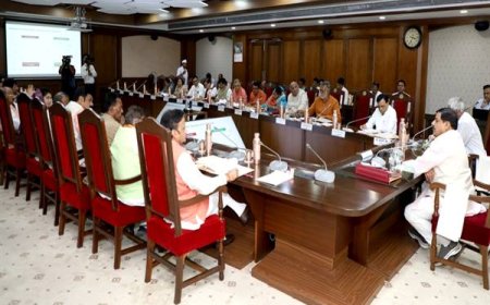 मुख्यमंत्री डॉ. यादव की अध्यक्षता में मंत्रि-परिषद के निर्णय-राज्य शासन के शासकीय सेवकों एवं पेंशनरों,परिवार पेंशनरों को देय महंगाई भत्ता और महंगाई राहत में वृद्धि किये जाने का निर्णय,राज्य एवं जिला स्तर पर अधिकारियों, कर्मचारियों की स्थानांतरण नीति वर्ष 2025 की स्वीकृति