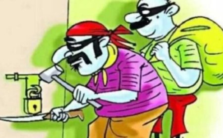 ऐसी कैसी पुलिसिंग : चोरों को पुलिस का खौफ नहीं : एक ही घर में लगातार दूसरे दिन भी चोरी की वारदात : लाखों की चोरी के बाद दूसरे दिन भी दो पहिया वाहन चुराया