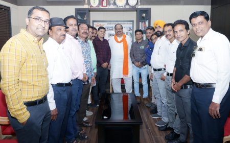 रतलाम प्रेस क्लब की नवनिर्वाचित कार्यकारिणी ने की कैबिनेट मंत्री चेतन्य काश्यप से सौजन्य भेंट