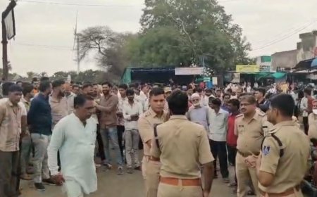 रतलाम : फसल का हिस्सा नहीं मिलने से परेशान व्यक्ति ने पीया जहर :ईलाज के दौरान 35 वर्षीय समरथ धनगर की मौत : मृतक ने पुलिस आरक्षक पर लगाए थे प्रताड़ित करने के आरोप : आत्महत्या के लिए उकसाने वाले दो लोगों के खिलाफ मामला दर्ज