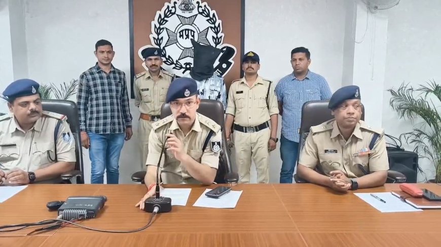 गाड़ियों की चाबी बनाने वाला निकला शातिर चोर : शहर में 07 सुने मकानो मे की थी लाखों की चोरी : अकेला ही देता था चोरी को अंजाम : दो पहिया वाहन भी चुराए : चेकिंग के दौरान आया पुलिस की गिरफ्त में