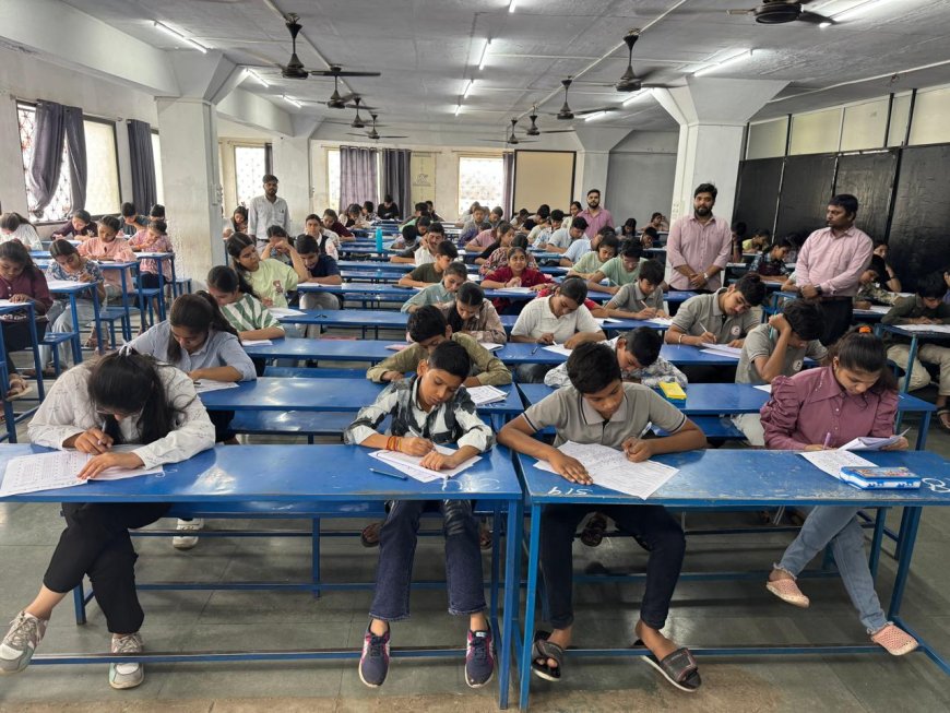 अभ्यास प्रतिभा खोज परीक्षा का सफल आयोजन : सैकड़ों विद्यार्थियों ने उत्साहपूर्वक लिया भाग