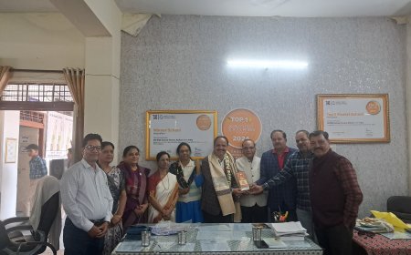 वैश्विक मंच पर रतलाम का गौरव : अबू धाबी से लौटने पर शिक्षाविद गजेंद्र सिंह राठौड़ का हुआ सम्मान