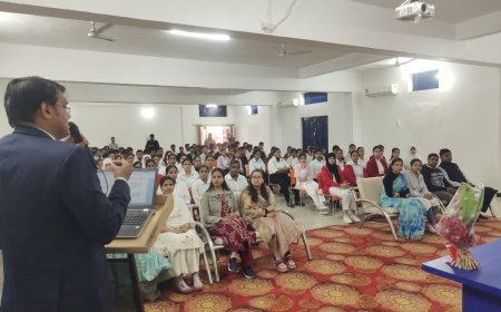 रॉयल कॉलेज एवं ICAI रतलाम ब्रांच का संयुक्त आयोजन : ​विद्यार्थियों को सिखाए MSME के गुर और निवेश के सिद्धांत