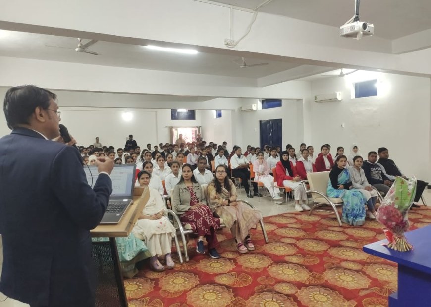 रॉयल कॉलेज एवं ICAI रतलाम ब्रांच का संयुक्त आयोजन : ​विद्यार्थियों को सिखाए MSME के गुर और निवेश के सिद्धांत