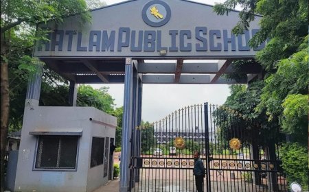 आबकारी आरक्षक भर्ती परीक्षा में रतलाम केंद्र पर संदिग्ध खेल: रतलाम पब्लिक स्कूल जांच के घेरे में, 12 अभ्यर्थियों के खिलाफ एफआईआर दर्ज