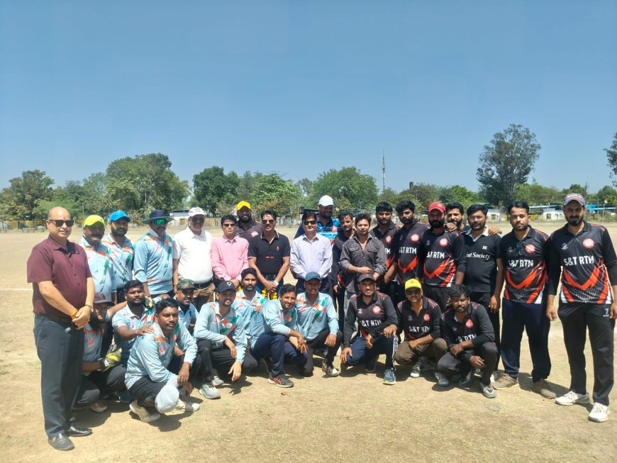 माहुरकर ट्रॉफी मे क्वार्टर फाइनल में हुए रोमांचक मुकाबले : सेमीफाइनल में आरपीएफ, सीएंडडब्ल्यू, पर्सनल और टीआरओ की एंट्री : सोमवार को होंगे  सेमीफाइनल और फाइनल : डीआरएम करेंगे पुरस्कार वितरण