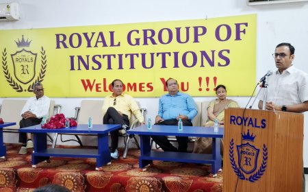 रॉयल कॉलेज में वरिष्ठ IAS राहुल जैन ने विद्यार्थियों को दिए सफलता के मूल मंत्र