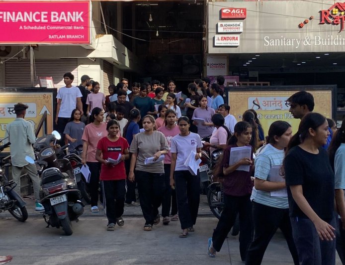 अभ्यास कॅरियर इंस्टिट्यूट : रतलाम में ‘NEET से पहले NEET’ का सफल आयोजन : 550 से अधिक विद्यार्थियों ने लिया भाग
