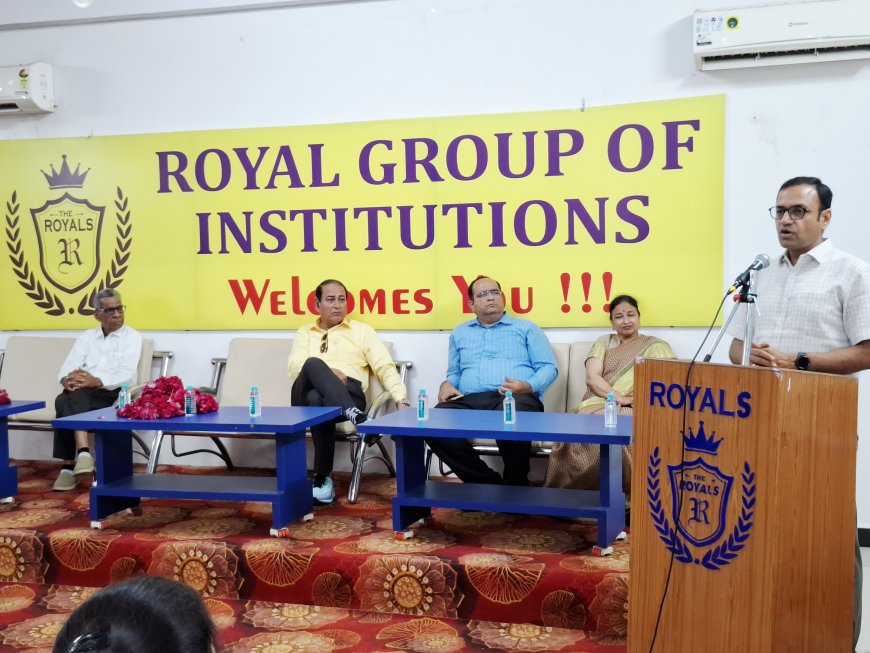 रॉयल कॉलेज में वरिष्ठ IAS राहुल जैन ने विद्यार्थियों को दिए सफलता के मूल मंत्र