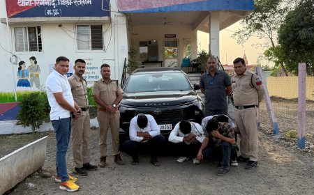 रतलाम में अवैध हथियारों पर पुलिस की बड़ी कार्रवाई : टाटा सफारी से हथियार बरामद : 4 आरोपी गिरफ्तार