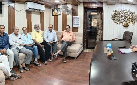 सैलाना :18.98 लाख की डी-स्लेजिंग मशीन खरीदी पर सियासत गरम : अध्यक्ष बोले— “भुगतान ही नहीं हुआ, फिर घोटाला कैसा?”