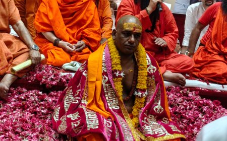 भव्य पेशवाई, संत समागम और वैदिक विधानों के बीच संपन्न हुआ ऐतिहासिक पट्टाभिषेक समारोह :  13 अखाड़ों के संतों की मौजूदगी में आनंद गिरी महाराज बने महामंडलेश्वर
