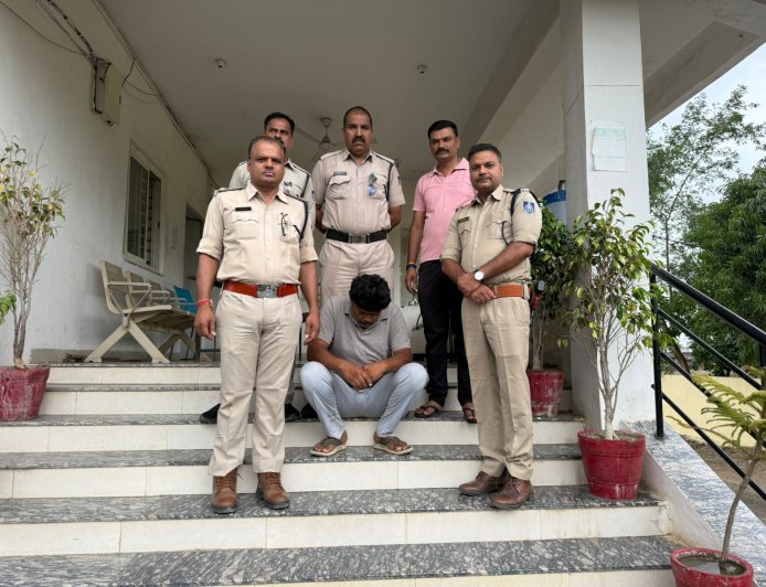 रतलाम पुलिस की बड़ी कार्रवाई : 1 करोड़ की एमडी ड्रग्स जब्त : अंतरराज्यीय ड्रग्स तस्कर गिरफ्तार
