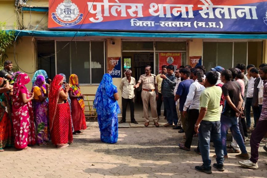 पेड़ हटाने के दौरान विवाद: नगर परिषद अध्यक्ष व कर्मचारी ने पार्षद पति पर लगाए अभद्रता,मारपीट और शासकीय कार्य में बाधा के आरोप : एफआईआर दर्ज करने की मांग