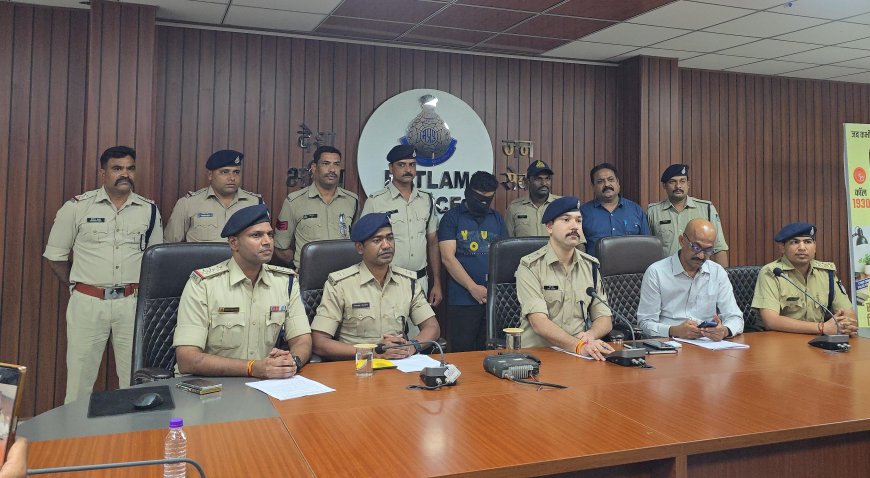 रतलाम में 40 लाख की लूट का 24 घंटे में खुलासा : कर्मचारी ही निकला मास्टरमाइंड : ब्लिंकिट की ड्रेस पहन वारदात को दिया अंजाम : पूरी रकम बरामद :  एक आरोपी गिरफ्तार, दो अब भी फरार