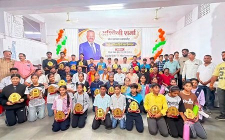 स्व.अश्विन शर्मा की जयंती पर राष्ट्रीय खिलाड़ियों का सम्मान : राष्ट्रीय स्तर पर मध्यप्रदेश का प्रतिनिधित्व करने वाले रतलाम के खिलाड़ियों को किया सम्मानित