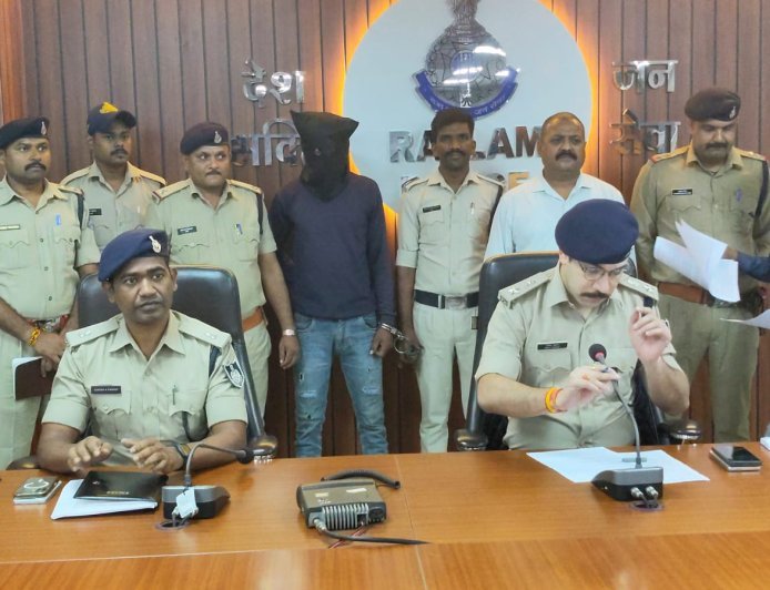 36 घंटे में अंधे कत्ल का खुलासा : पुरानी रंजिश में हुई थी युवक की हत्या  : आरोपी गिरफ्तार