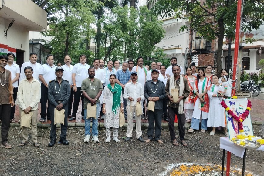 स्वतंत्रता दिवस पर गुलमोहर कॉलोनी में सफाई कर्मियों और गौ सेवा समिति का किया सम्मान