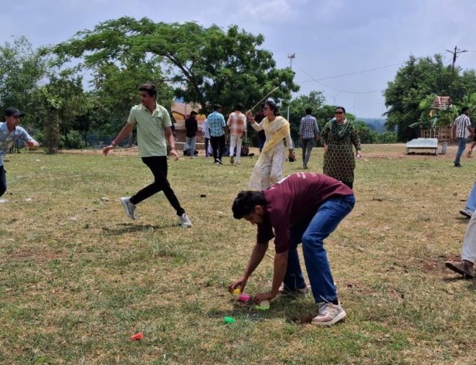 सृजन महाविद्यालय के विद्यार्थियों ने साई टीले पर मनाया उत्साह और अपनत्व का उत्सव